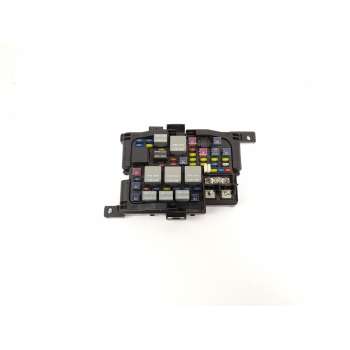 CAJA RELES / FUSIBLES 919501D220 AK5883