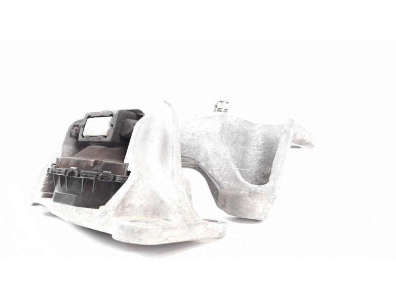 Recambio de soporte motor para renault megane iii coupe dynamique referencia OEM IAM 112100  