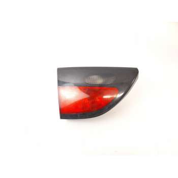 PILOTO TRASERO IZQUIERDO INTERIOR 7700838532 