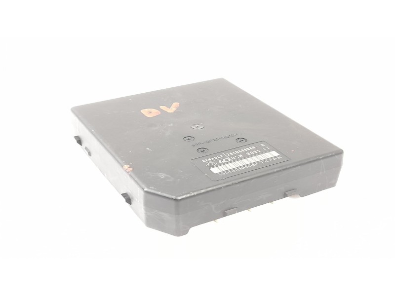 Recambio de caja reles / fusibles para renault megane iii coupe dynamique referencia OEM IAM 284B60008R  