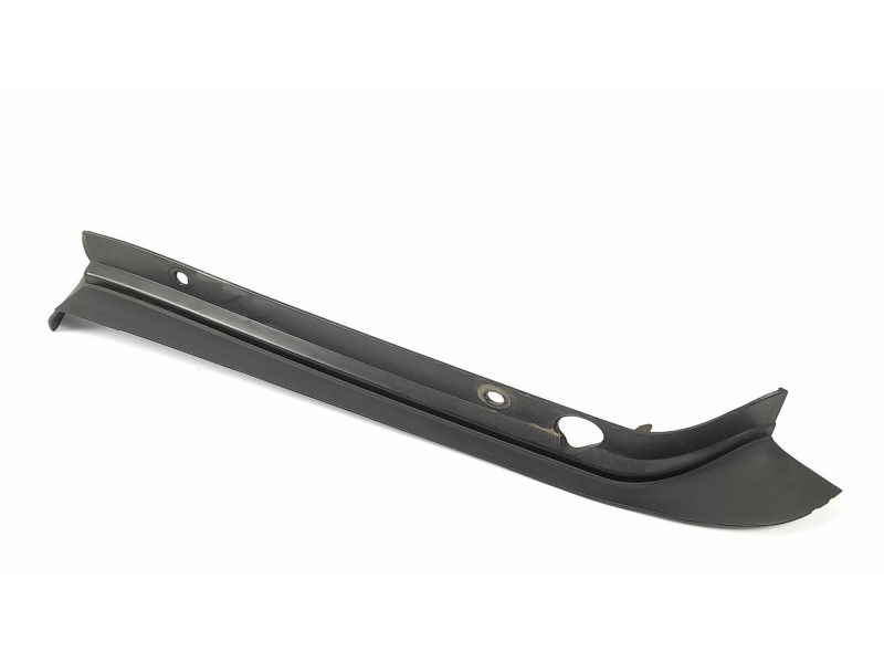 Recambio de moldura para renault megane iii coupe dynamique referencia OEM IAM 638219570R  