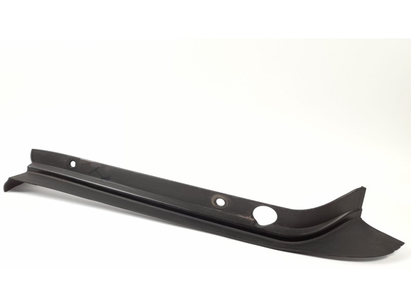 Recambio de moldura para renault megane iii coupe dynamique referencia OEM IAM 638219570R  