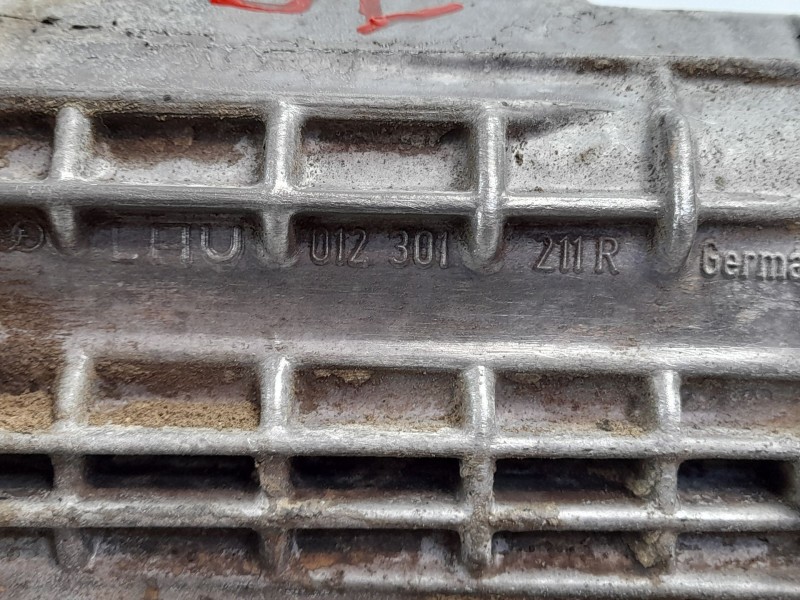 Recambio de caja cambios para audi a4 avant (b5) 1.9 tdi referencia OEM IAM 012301211R 012301103 012409131