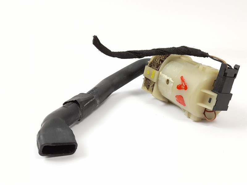 Recambio de valvula intercambio de calefaccion para audi a4 avant (b5) 1.9 tdi referencia OEM IAM 8D0820547  