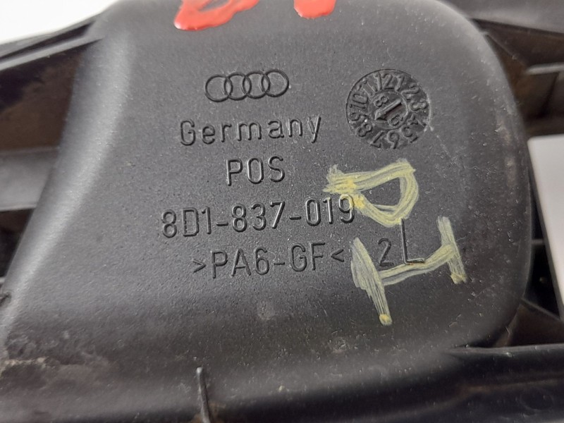Recambio de maneta interior delantera izquierda para audi a4 avant (b5) 1.9 tdi referencia OEM IAM 8D1837019  