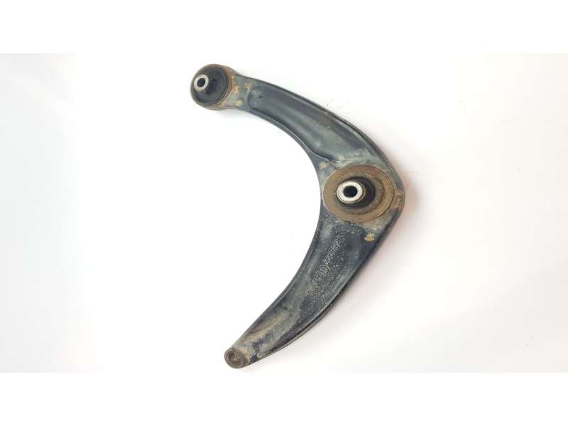 BRAZO SUSPENSION INFERIOR DELANTERO DERECHO 566792A 3521P3 