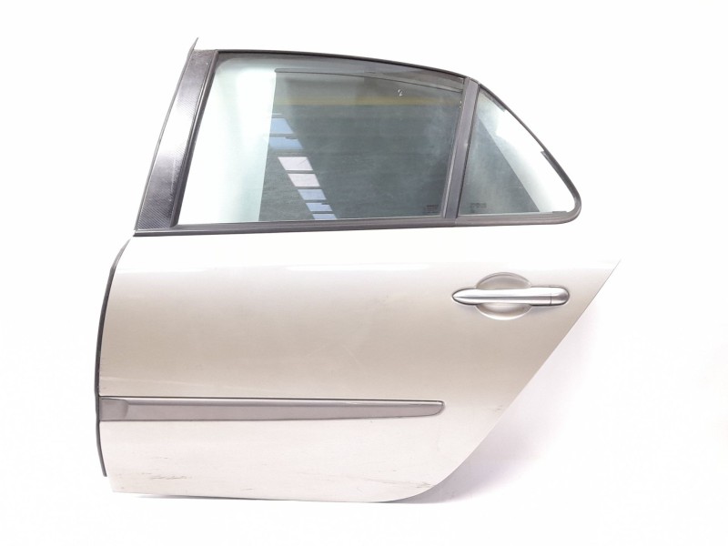 Recambio de puerta trasera izquierda para renault laguna ii (bg0) 3.0 v6 referencia OEM IAM   