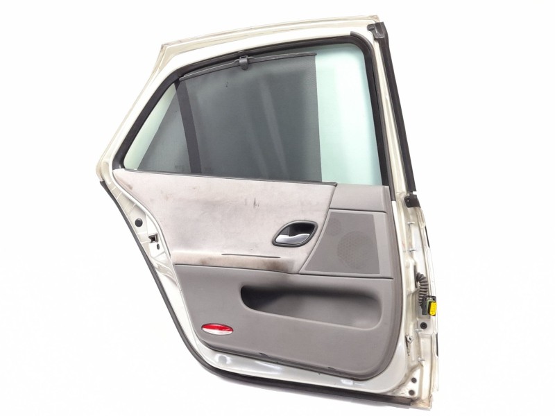 Recambio de puerta trasera izquierda para renault laguna ii (bg0) 3.0 v6 referencia OEM IAM   
