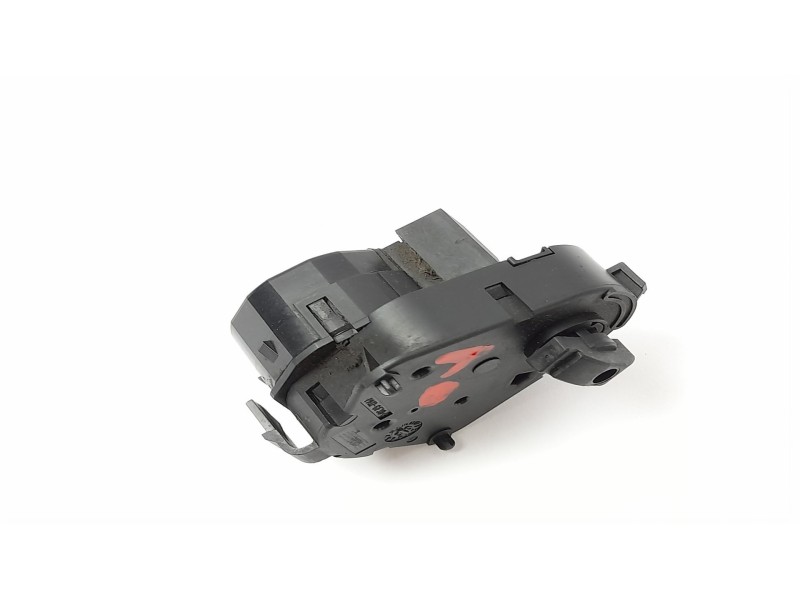 Recambio de motor apertura trampillas climatizador para bmw serie 3 berlina (e46) 320d referencia OEM IAM 6902853  