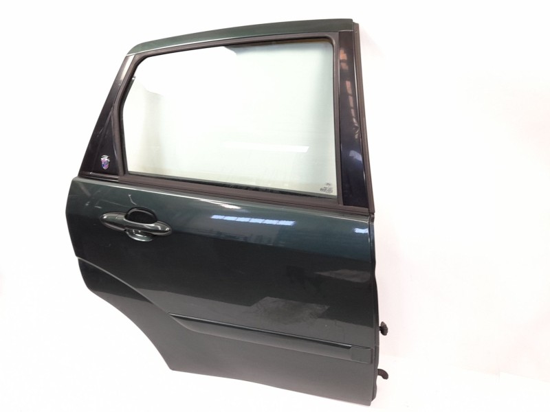 Recambio de puerta trasera derecha para ford focus sedán (dfw) 1.8 tdci referencia OEM IAM   