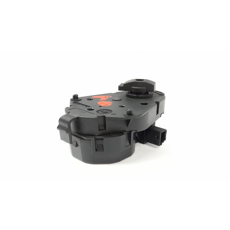 Recambio de motor apertura trampillas climatizador para bmw serie 3 berlina (e46) 320d referencia OEM IAM 6902853  
