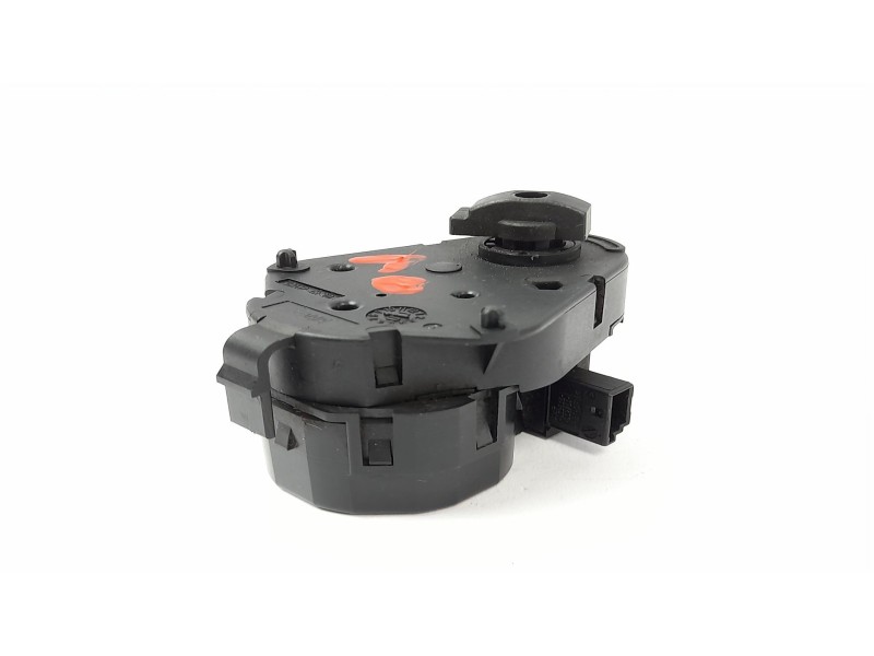 Recambio de motor apertura trampillas climatizador para bmw serie 3 berlina (e46) 320d referencia OEM IAM 6902853  