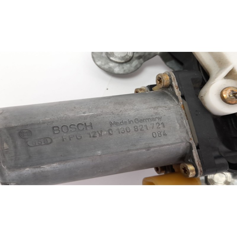 Recambio de elevalunas delantero derecho para renault megane i classic (la0) 1.9 dti (la08, la0n) referencia OEM IAM 0130821721 