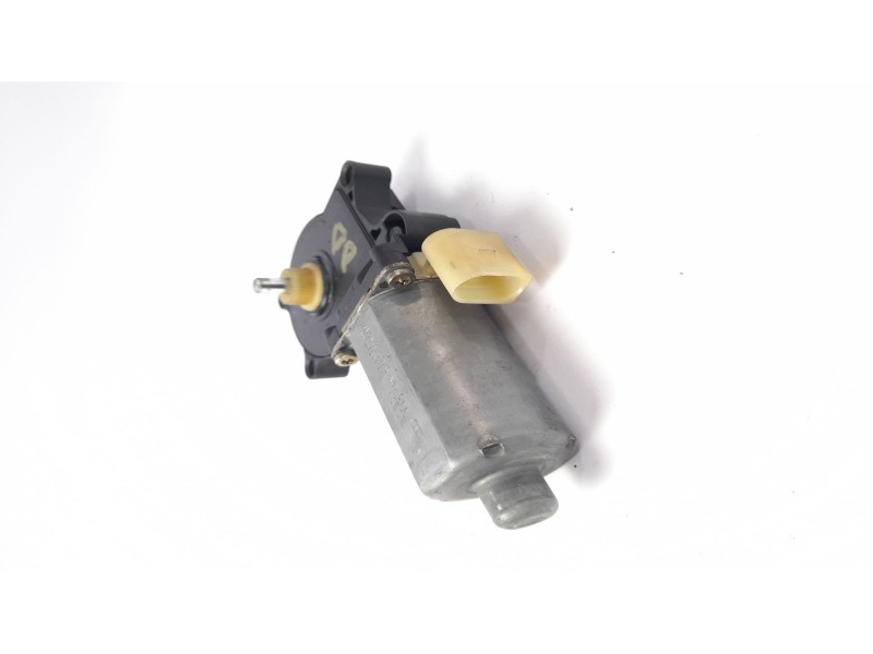 Recambio de motor elevalunas delantero derecho para bmw serie 3 touring (e46) 320d referencia OEM IAM 0130821717 676283620640 