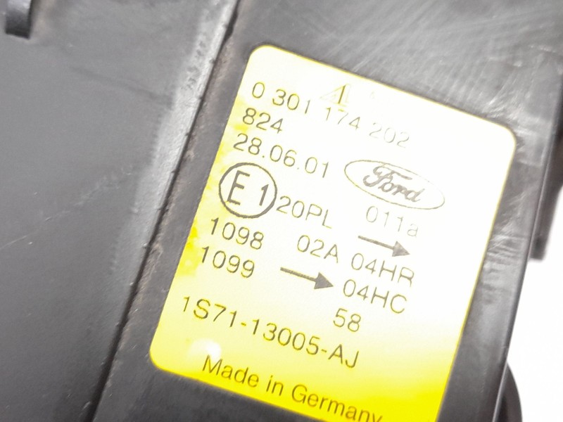Recambio de faro derecho para ford mondeo iii (b5y) 2.0 16v tddi / tdci referencia OEM IAM 0301174202  