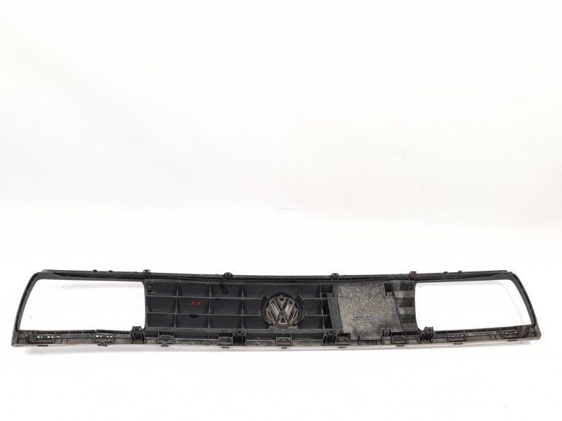 Recambio de rejilla delantera para volkswagen jetta (161/163) 1.6 básico referencia OEM IAM 165853664  