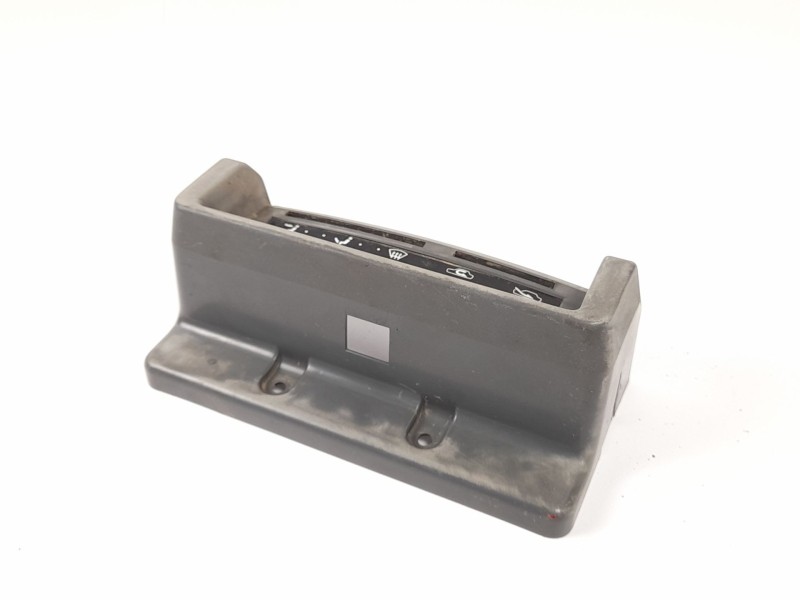 Recambio de moldura para nissan patrol (k/w260) 2.8 d referencia OEM IAM 200110753 200070753 200090753