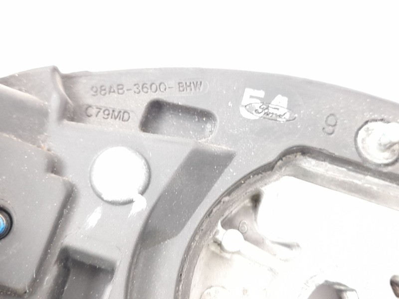 Recambio de volante para ford focus sedán (dfw) 1.8 tdci referencia OEM IAM 98AB3600  