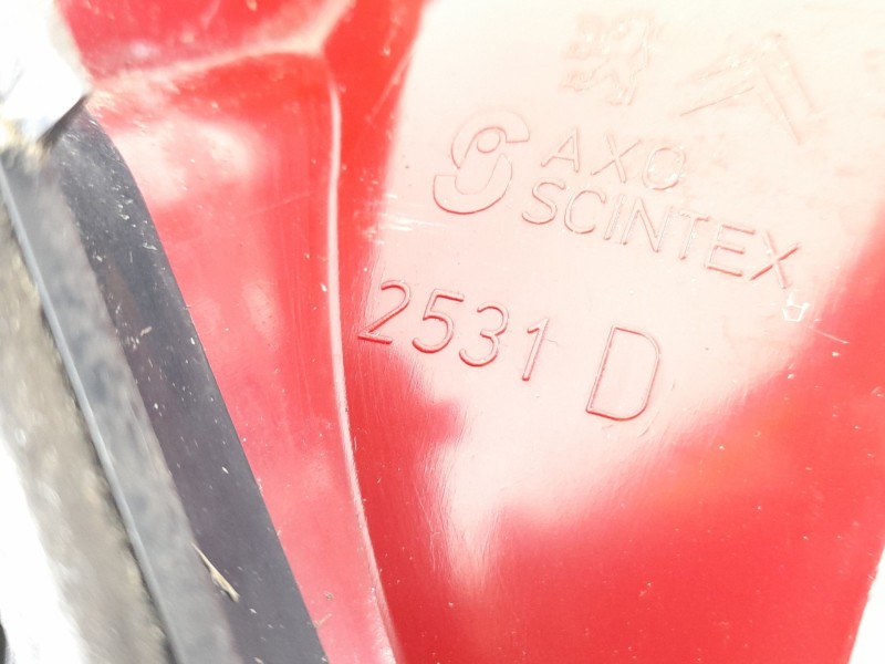 Recambio de piloto trasero derecho para peugeot 206 fastback (2a/c) 1.9 d referencia OEM IAM 2531D  