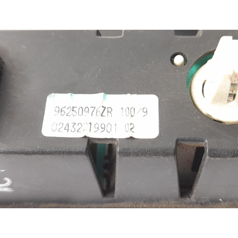 Recambio de pantalla multifuncion para peugeot 206 fastback (2a/c) 1.9 d referencia OEM IAM 96250976ZR  