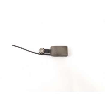 ENGANCHE CINTURON SEGURIDAD DELANTERO 