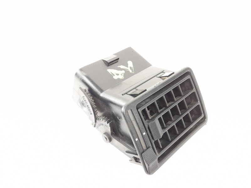 Recambio de rejilla del aire delantera izquierdo para renault 9 1.4 referencia OEM IAM 2052910573 2452610575 