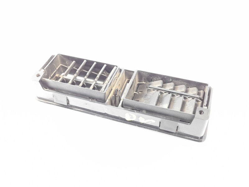 Recambio de rejilla del aire delantera central para renault 9 1.4 referencia OEM IAM   