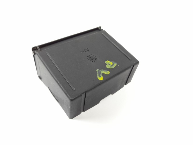 Recambio de cenicero para renault 9 1.4 referencia OEM IAM   