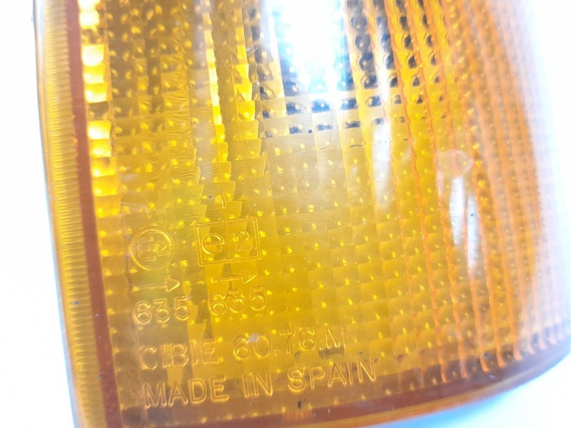 Recambio de piloto delantero izquierdo para renault 9 1.4 referencia OEM IAM E2635635 P251 6076M