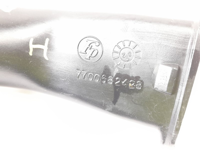 Recambio de tubo para renault 9 1.4 referencia OEM IAM 7700682428  