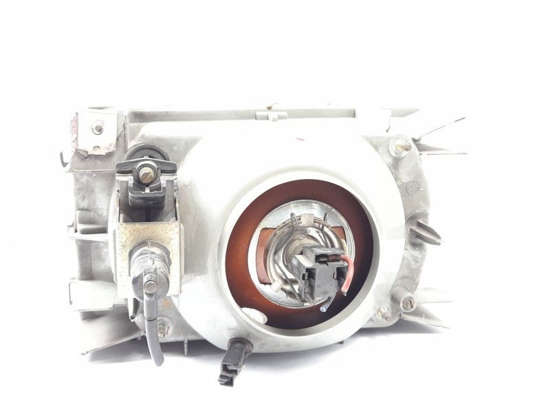 Recambio de faro izquierdo para renault 9 1.4 referencia OEM IAM E220154  
