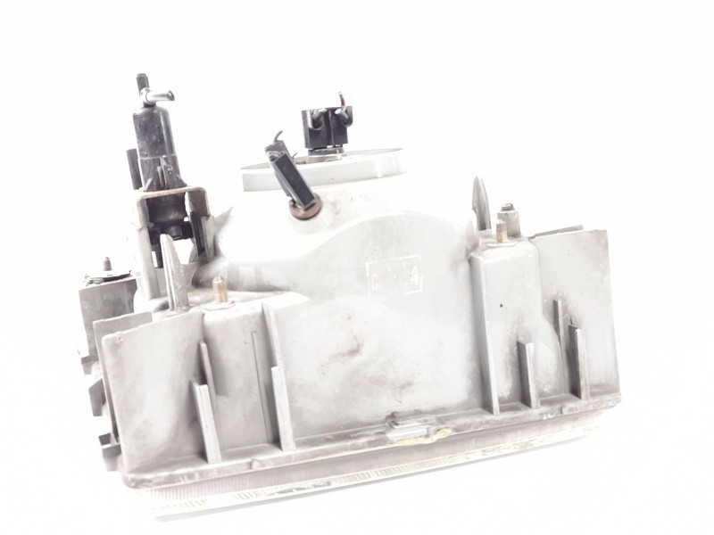 Recambio de faro izquierdo para renault 9 1.4 referencia OEM IAM E220154  