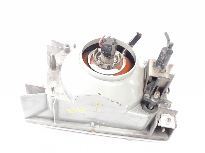 Recambio de faro izquierdo para renault 9 1.4 referencia OEM IAM E220154  