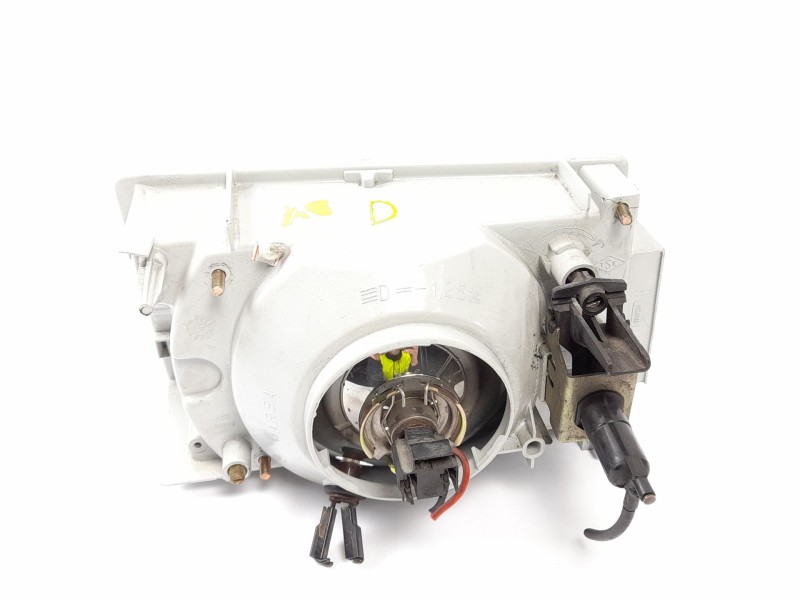 Recambio de faro derecho para renault 9 1.4 referencia OEM IAM E2175249  