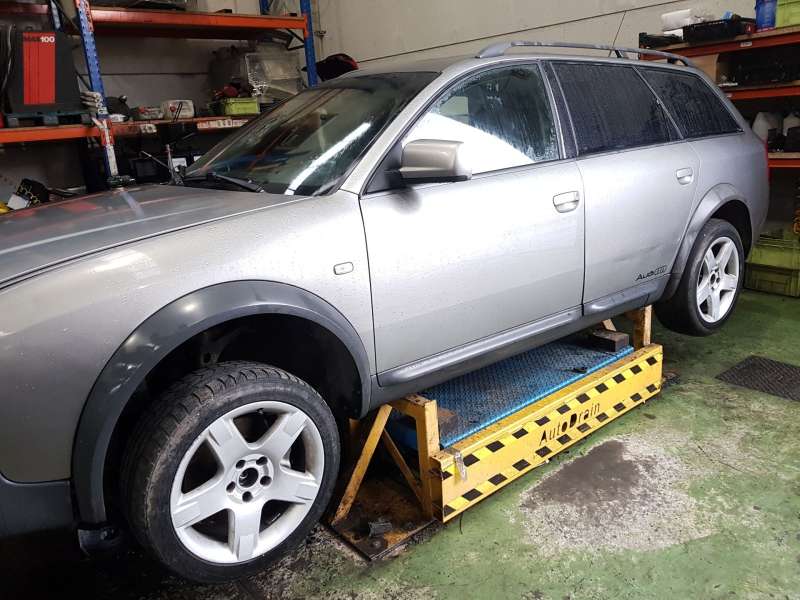 audi allroad quattro (4b5) del año 2006