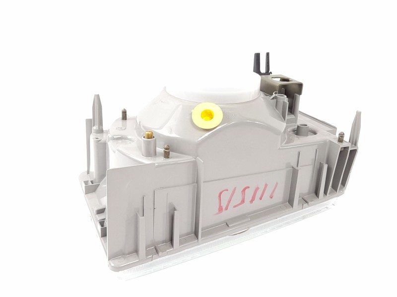 Recambio de faro derecho para renault 9 (l42_) 1.2 (l42s) referencia OEM IAM 061815  