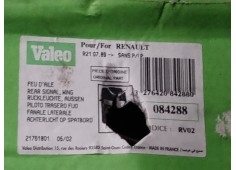 Recambio de piloto trasero derecho para renault r 21 berlina (b/l48) 2.2 referencia OEM IAM 084288   2