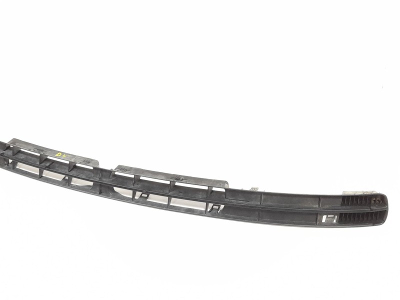Recambio de rejilla delantera para volkswagen polo berlina (6n1) 1.9 diesel referencia OEM IAM 6N0853677  