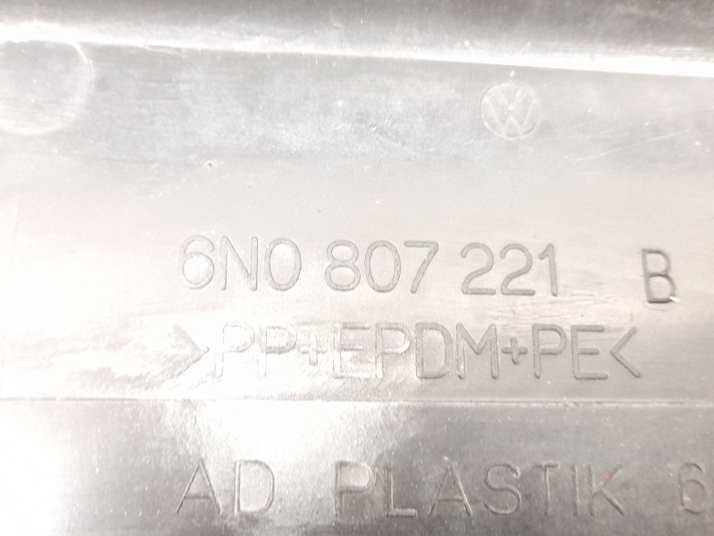 Recambio de paragolpes delantero para volkswagen polo berlina (6n1) 1.9 diesel referencia OEM IAM 6N0807221B 6N0807221 