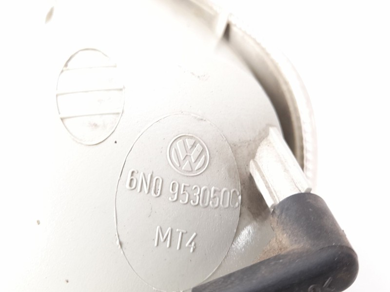 Recambio de piloto delantero derecho para volkswagen polo berlina (6n1) 1.9 diesel referencia OEM IAM 962832  