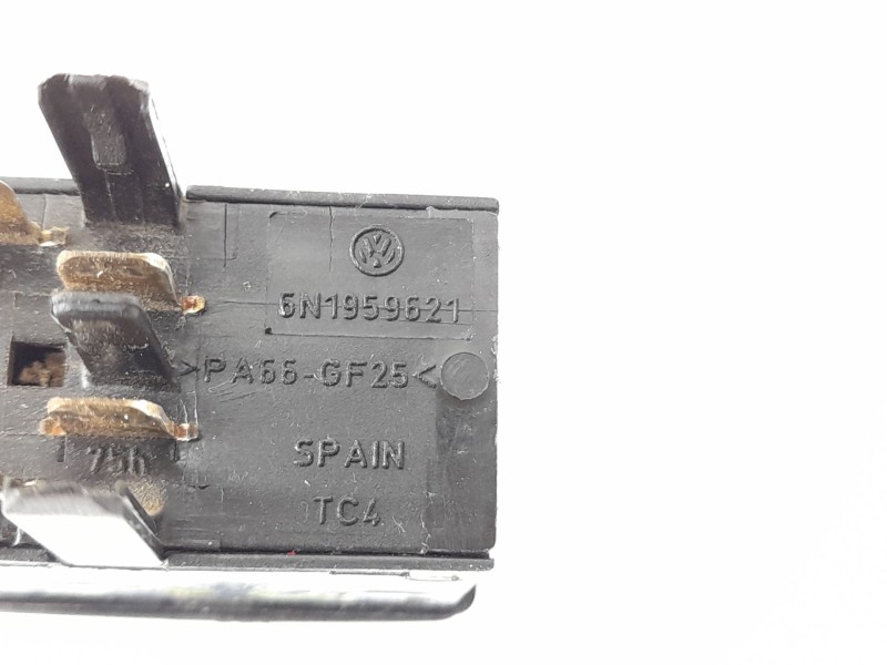 Recambio de interruptor para volkswagen polo berlina (6n1) 1.9 diesel referencia OEM IAM 6N1959621  