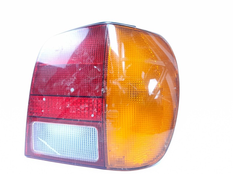 Recambio de piloto trasero derecho para volkswagen polo berlina (6n1) 1.9 diesel referencia OEM IAM 962566  