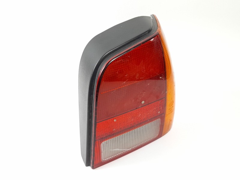 Recambio de piloto trasero derecho para volkswagen polo berlina (6n1) 1.9 diesel referencia OEM IAM 962566  