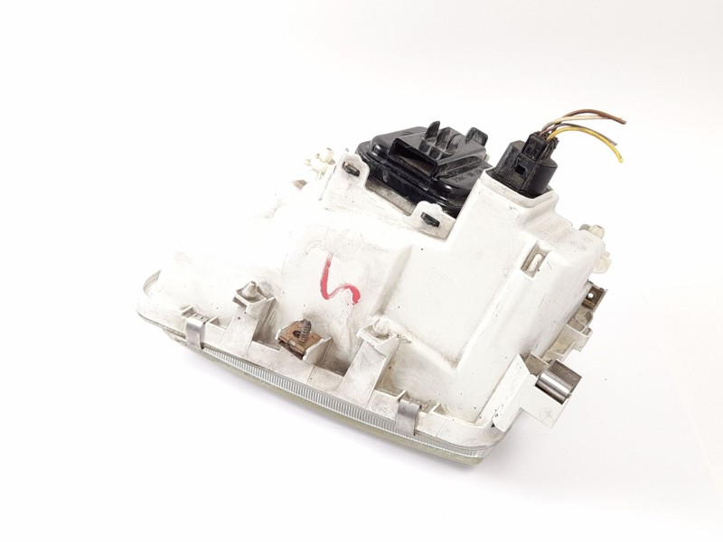 Recambio de faro derecho para volkswagen polo berlina (6n1) 1.9 diesel referencia OEM IAM 96249600  
