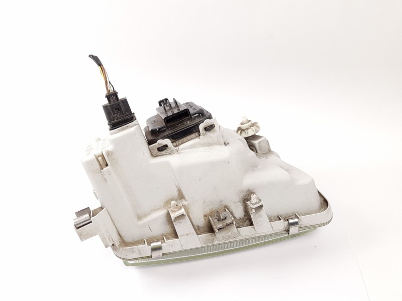 Recambio de faro izquierdo para volkswagen polo berlina (6n1) 1.9 diesel referencia OEM IAM 96249500  
