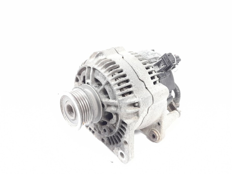Recambio de alternador para volkswagen polo berlina (6n1) 1.9 diesel referencia OEM IAM 0123320036 028903026A 