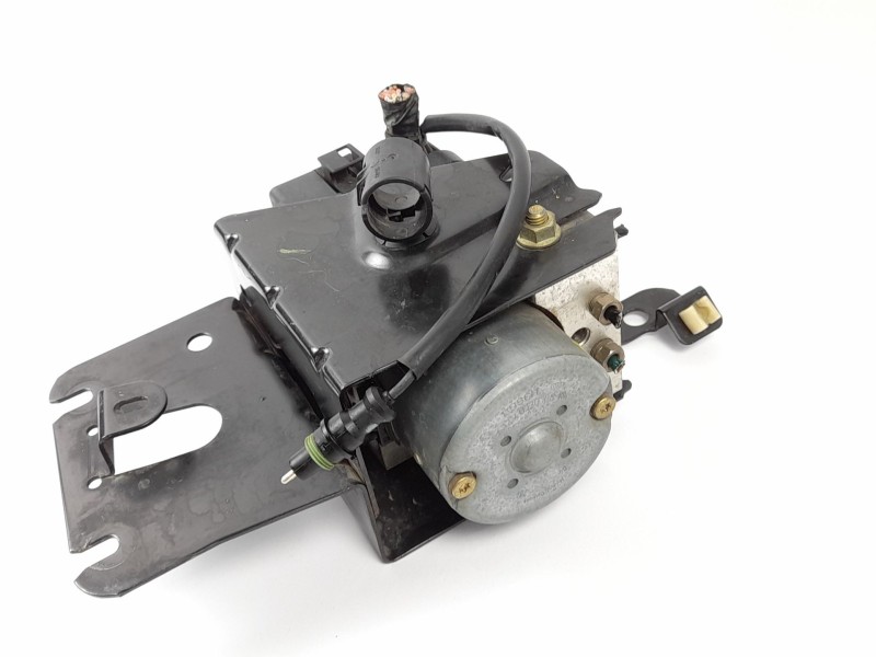Recambio de abs para renault clio ii fase i (b/cbo) 1.2 referencia OEM IAM 8200085584 0265216872 