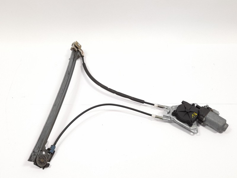 Recambio de elevalunas delantero derecho para peugeot 106 (s1) 1.5 d referencia OEM IAM 111048  
