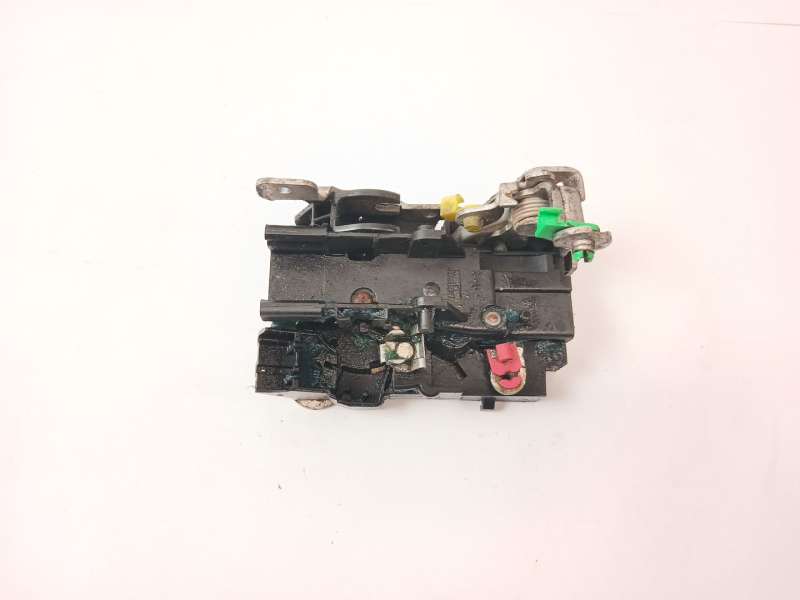 CERRADURA PUERTA DELANTERA IZQUIERDA 