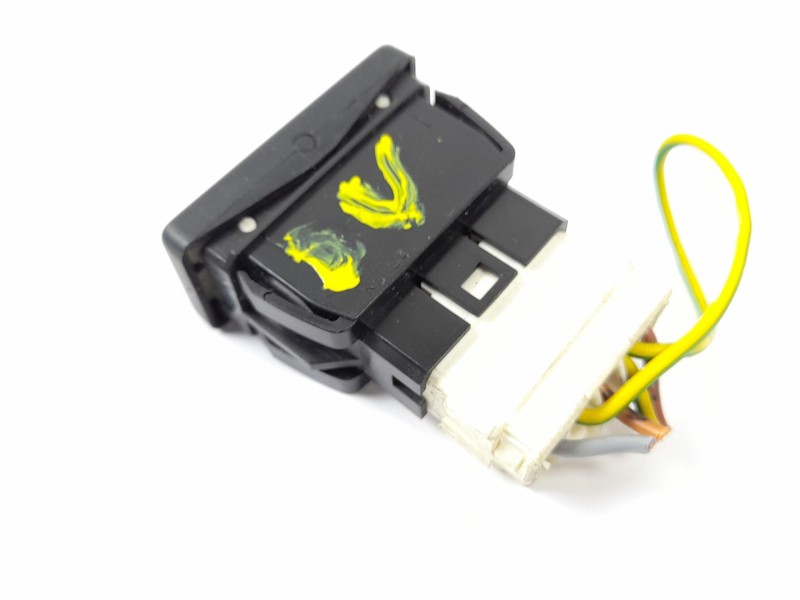 Recambio de mando elevalunas delantero izquierdo para peugeot 106 (s1) 1.5 d referencia OEM IAM 22681  